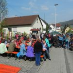 besucher-auf-dem-rathausplatz