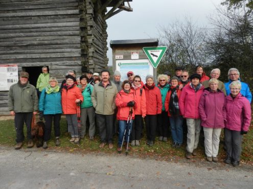 Pause beim Limesturm Römergraben