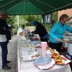 Beim Maihock gibt es Weißwürste und Brezeln