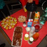 Leckere Häppchen und Kuchen